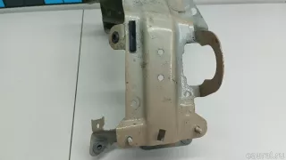4M8821131C VAG Кронштейн крепления крыла Audi Q8 Арт E103080677, вид 2