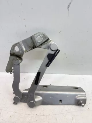 LR001562 Петля Капота Land Rover Range Rover 4 Арт VZ233752, вид 1