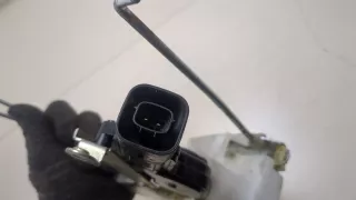 82302M68K11 Замок двери задней левой Suzuki Alto HA25 Арт 20202530, вид 2