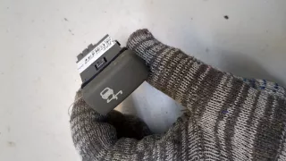 Кнопка антипробуксовочной системы Volvo V40 1 1996г. 30850310 - Фото 4