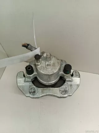 1682876 Ford Суппорт тормозной передний левый Ford Focus 3 restailing Арт E70782774, вид 3