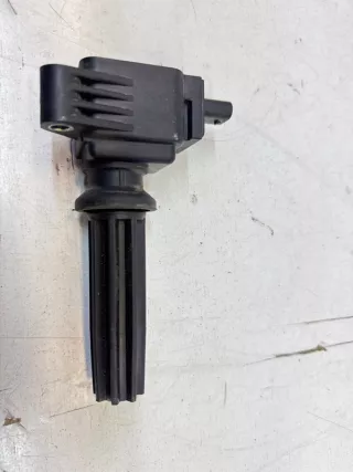 LR030637 катушка зажигания Land Rover Range Rover 4 Арт lz234028, вид 2