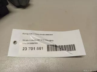 5K0959793 VAG Моторчик стеклоподъемника Skoda Octavia A8 Арт E23701561, вид 8