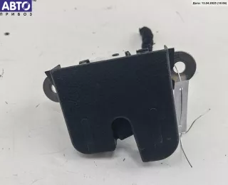1K6827505E Замок багажника Volkswagen Touran 1 Арт 55028933, вид 2
