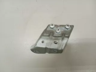 7P6821152A VAG Кронштейн крепления крыла Volkswagen Touareg 2 Арт E23696388