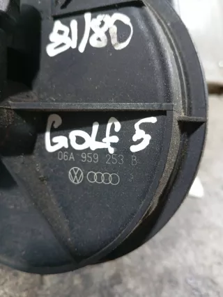 06A959253B Насос продувки катализатора Audi A4 B6 Арт 46023072968_1, вид 2