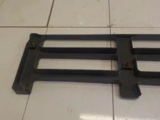 20529704 Volvo Вставка в решетку радиатора Volvo 240 Арт E8414183, вид 4