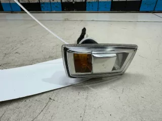 13131299 GM Повторитель на крыло правый Cadillac BLS Арт E48554325, вид 2