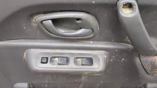 6800181A10 Дверь передняя правая красная Suzuki Jimny 3 Арт 9199063, вид 5