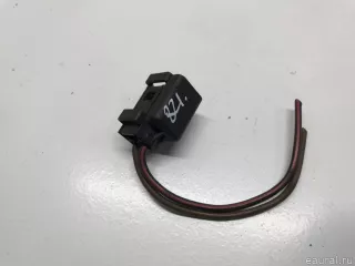 61138364516 BMW Разъем AUX / USB BMW 1 E81/E82/E87/E88 Арт E31616821