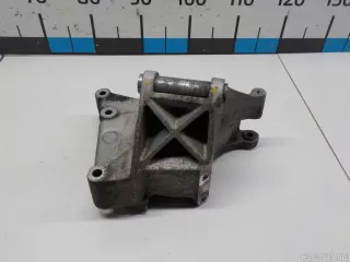 YLE500370 Land Rover Кронштейн генератора Land Rover Range Rover Sport 1 restailing Арт E41158971, вид 2