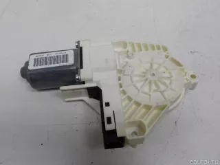LR015451 Land Rover Моторчик стеклоподъемника Land Rover Range Rover Sport 1 restailing Арт E40920850, вид 1