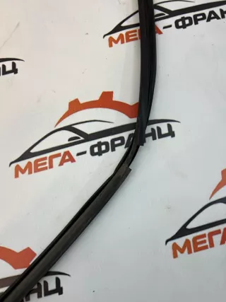 9156247fg Уплотнитель стекла двери Honda Civic 6 Арт MF19384, вид 4
