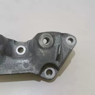 LR047373 Land Rover Кронштейн опоры КПП Land Rover Evoque 1 restailing Арт E23429888, вид 2