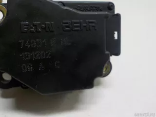 31101058 Volvo Моторчик заслонки печки Volvo V70 2 Арт E51439596, вид 9