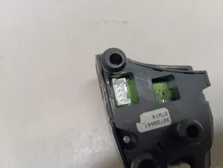 30739641 Volvo Блок кнопок Volvo V70 3 Арт E23560351, вид 9