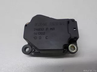 31101058 Volvo Моторчик заслонки отопителя Volvo XC90 1 Арт E40496694, вид 3