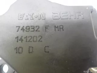 31101058 Volvo Моторчик заслонки отопителя Volvo XC90 1 Арт E40496694, вид 5