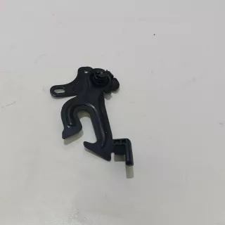 31218611 Volvo Крючок капота Volvo V60 1 Арт E23265691, вид 4