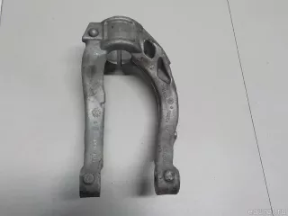 31476123 Volvo Кронштейн амортизатора правый Volvo S60 3 Арт E52381897