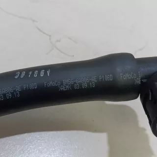 31375312 Volvo Шланг вентиляции картер. газов Volvo V40 2 Арт E23477544, вид 2