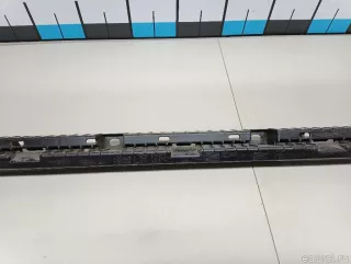 31395857 Volvo Кронштейн накладки на порог (наружней) Volvo XC90 2 Арт E103008084, вид 6