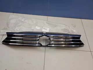 STVWA100930 Решетка радиатора Volkswagen Passat B8 Арт Z348213, вид 1