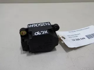 31101061 Volvo Моторчик заслонки печки Volvo XC70 2 Арт E14250644, вид 1