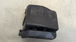 243825499R Крышка блока предохранителей Dacia Sandero 2 Арт 20249030, вид 1