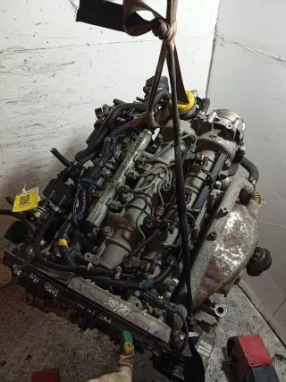  Двигатель Alfa Romeo GT 1.9л JTD Арт 46023073103, вид 1