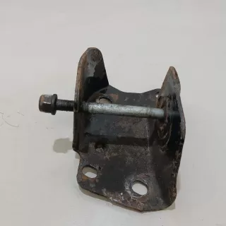 6001547890 Renault Кронштейн задней балки Renault Logan 1 Арт E23365288, вид 1
