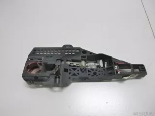 806077201R Renault Кронштейн (крепление) Lada X-RAY Арт E5968574
