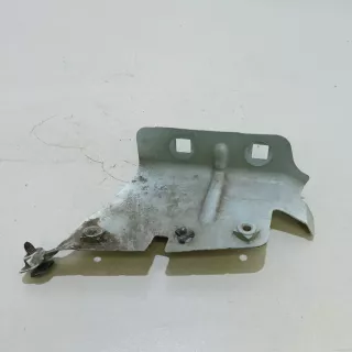 631442115R Renault Кронштейн крепления крыла Renault Master 3 restailing Арт E23697515