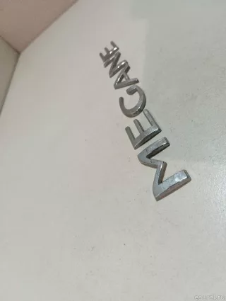 908897337R Renault Эмблема на крышку багажника Renault Fluence  Арт E23737684, вид 2