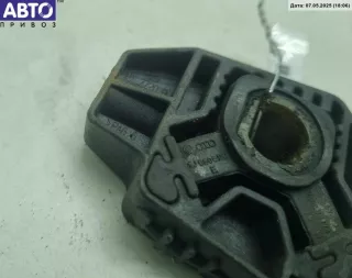 1j0806155e Кронштейн радиатора Volkswagen Bora Арт 55036411, вид 2