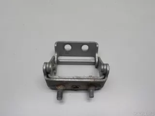 YL8Z7842900AA Ford Петля двери багажника Ford Escape 1 Арт E40936943