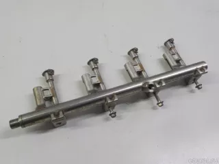 2070844 Ford Топливная рампа  Ford Focus 3 restailing Арт E41137335, вид 1