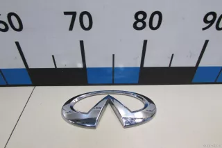 934911LA0A Nissan Эмблема на крышку багажника Infiniti QX80 1 restailing Арт E80669722, вид 1