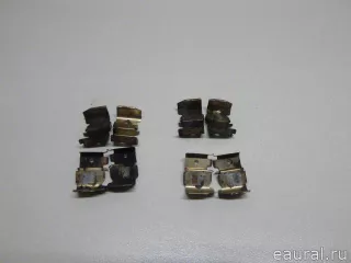 4605A057 Mitsubishi Установочный к-кт передних колодок Mitsubishi Monter 4 Арт E23480091, вид 1