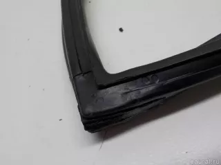 MR237960 Mitsubishi Уплотнитель стекла двери Mitsubishi Monter 4 Арт E40925144, вид 3
