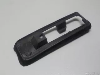MR511702 Mitsubishi Накладка крепл. рейлинга задняя правая Mitsubishi Monter 4 Арт E52312562, вид 1