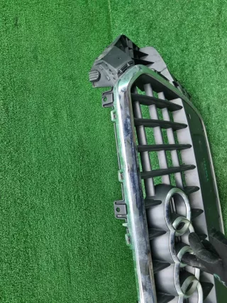 8U0853651HVMZ Решетка радиатора Audi Q3 1 Арт 0000007397721, вид 4