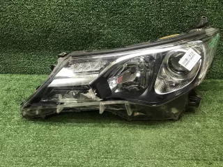 8118542572 Битая Фара левая    ксенон Toyota Rav 4 4 Арт 0000007386473