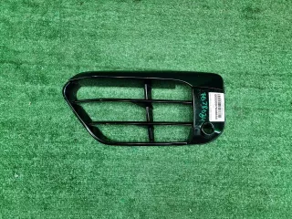 51117383355 Решетка переднего бампера левая BMW X1 F48 Арт 0000007628634, вид 1