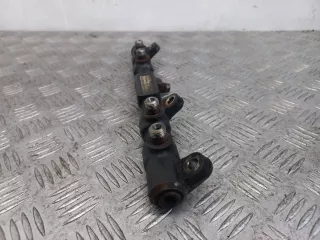 2S7Q-9D280-AE топливная рампа Ford Mondeo 3 Арт AG1108065, вид 2