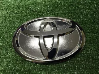7544760020 Эмблема крышки багажника Toyota Land Cruiser 200 Арт 0000007051364, вид 1