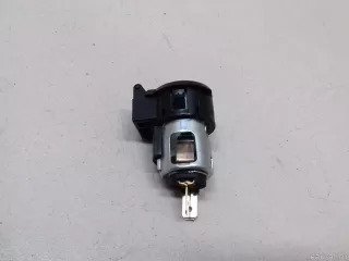 1638200051 Mercedes Benz Прикуриватель Mercedes GL X164 Арт E23091747, вид 4