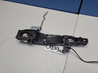 GS1D7242XC Кронштейн ручки двери задней правой Mazda 6 2 Арт ZAP349442