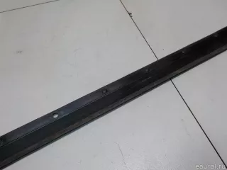1646904762 Mercedes Benz Уплотнитель двери Mercedes ML W164 Арт E51479135, вид 4