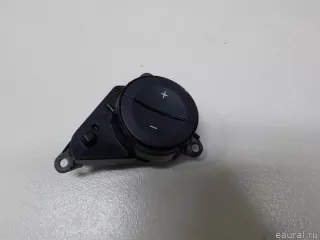 2048210451 Mercedes Benz Кнопка многофункциональная Mercedes C W204 Арт E51558150, вид 1